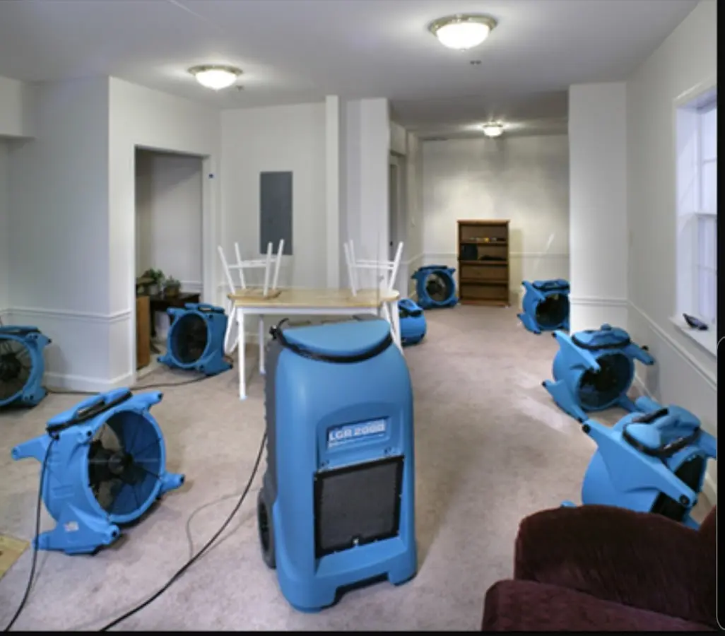 Air movers and dehumidifier setup for Water Damage Restoration in Everett